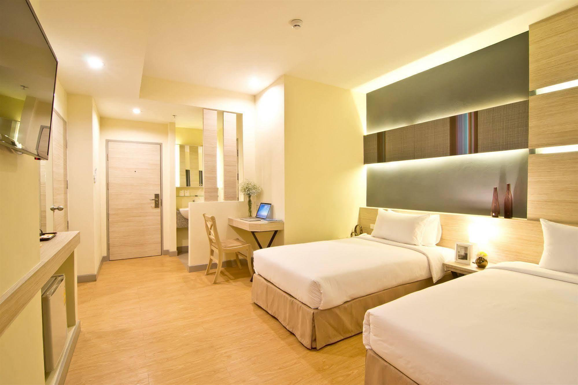 Hotel Sunshine One Pattaya Esterno foto